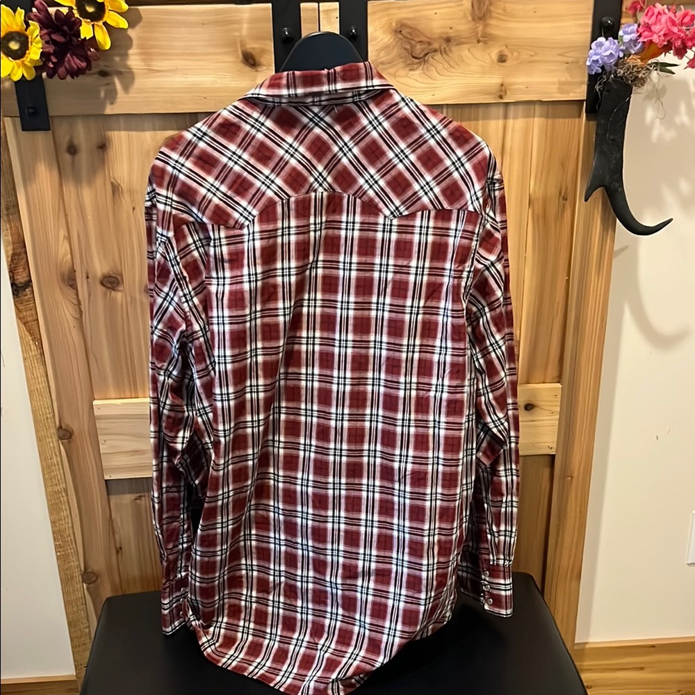 Wrangler Men's Plaid Pearl Snap Button-Down Shirt - Red and White - Picture 3 of 5